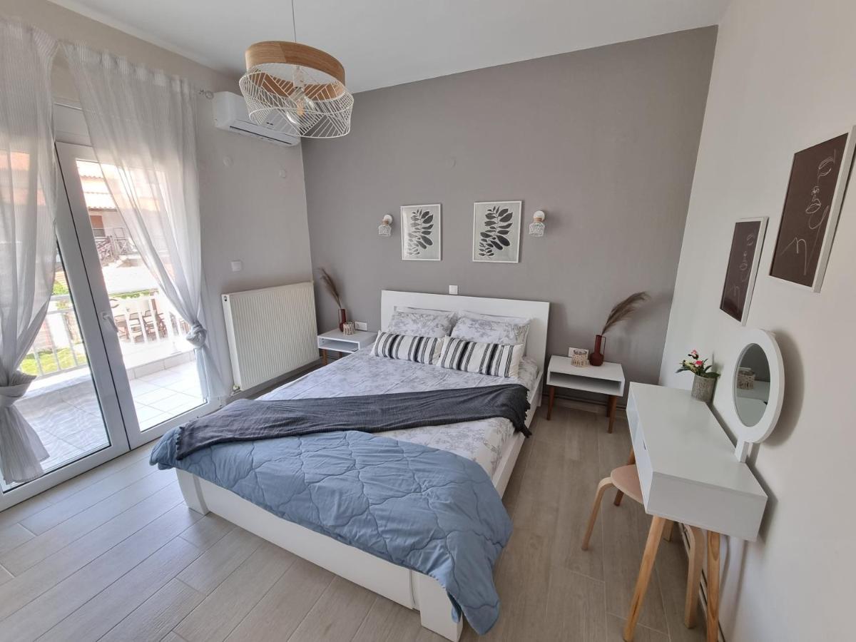 Our Home-Fully Renovated Apartments And Studios By The Sea نيكيتي المظهر الخارجي الصورة
