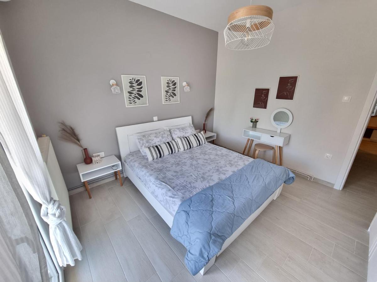 Our Home-Fully Renovated Apartments And Studios By The Sea نيكيتي المظهر الخارجي الصورة
