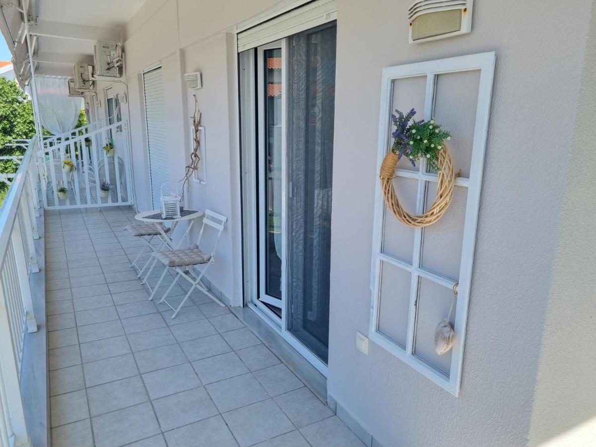 Our Home-Fully Renovated Apartments And Studios By The Sea نيكيتي المظهر الخارجي الصورة