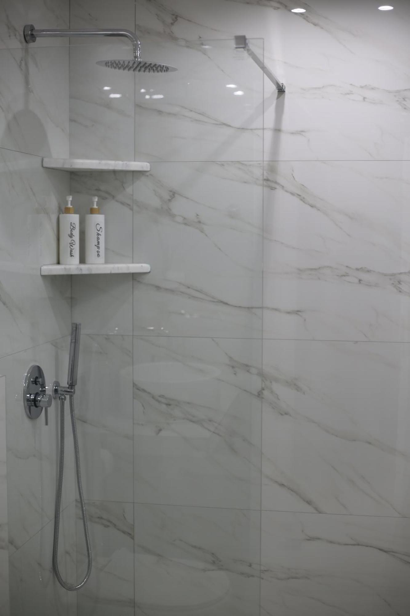Our Home-Fully Renovated Apartments And Studios By The Sea نيكيتي المظهر الخارجي الصورة